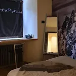 Apartment Cocooning